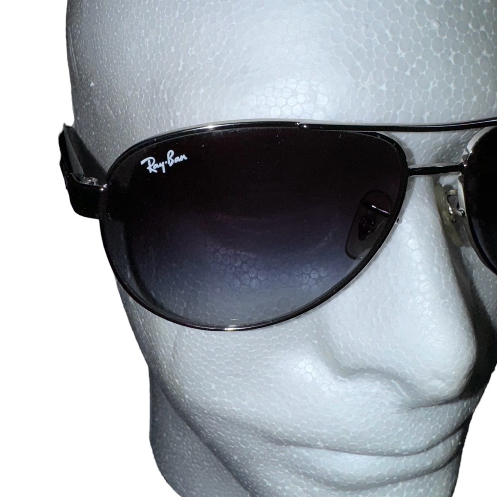 Ray Ban (EUC) Unisex Aviator Sunglasses - Picture 8 of 16